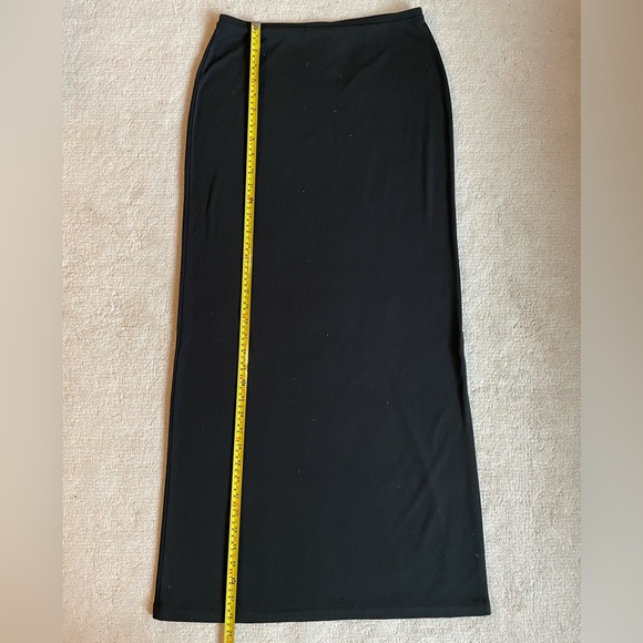 Banana Republic Stretch Maxi Skirt with a side slit - Picture 4 of 4